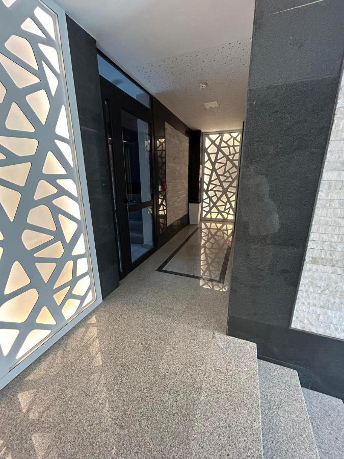 Smart Apartment Mir 瓦爾納 外观 照片